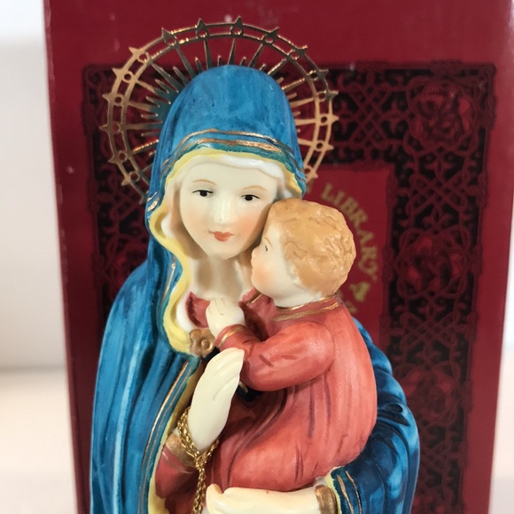 Madonna Mary Jesus Statue Vatican Library w/ Box - Picture 2 of 8